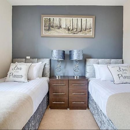 Centre Hub Apartment Birmingham Bagian luar foto