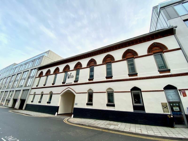 Centre Hub Apartment Birmingham Bagian luar foto
